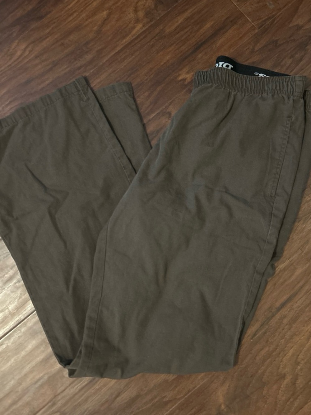 Dickies Brown Women’s Scrub Pants - small